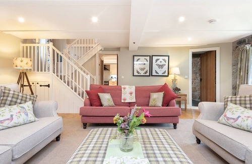 Cardinham House | The Smithy, in the rural hamlet of Cardinham