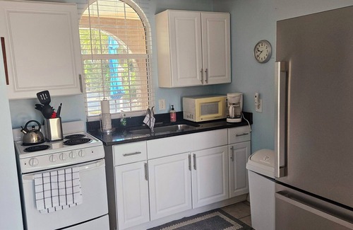 Englewood Villa | The Snapper, at Paradise Cove