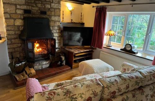 Gloucester House | The Snug at Cherry Cottage by MaisonPro