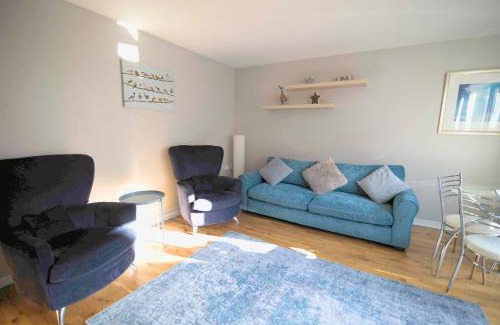 East End Apartment | The Socair - Bright Contemporary Merchant City Flat in Central Location