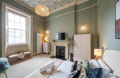 Bristol Old City Apartment | The Sovereign suite apartment at The Bank of England