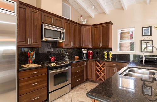 Old Las Palmas House | The Spanish Estate In Old Las Palmas Neighborhood! Private! Spectacular Mountain Views!