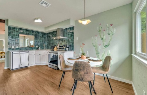 Sweetbriar Apartment | The Spicy Margarita | Brand New!