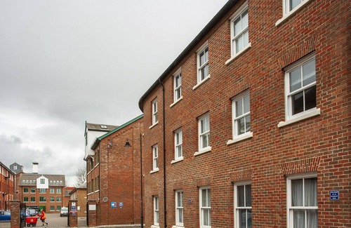 Canterbury Apartment | The Spires