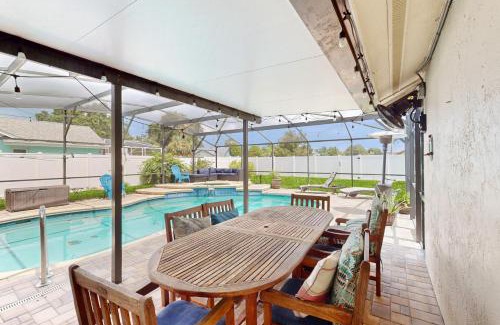 Indian Ridge House | The Splash House