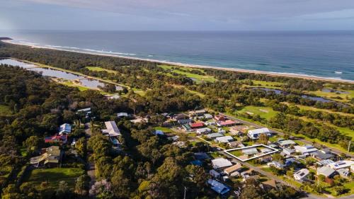 Lakes Entrance House | The Spotted Bach