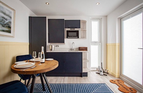 Windermere Apartment | The Spring Wood Lake District Woodland Cabin