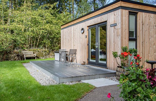 Windermere Apartment | The Spring Wood Lake District Woodland Cabin