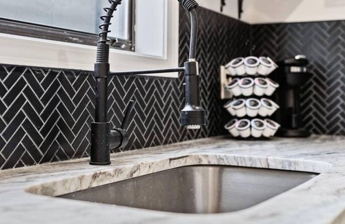 Smyrna Apartment | The Springwood Retreat Central High Luxury