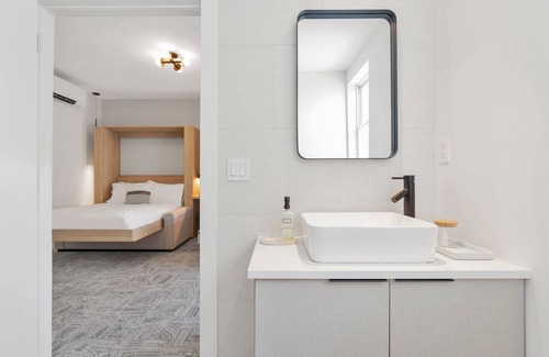 Asbury Park Hotel | The St. Laurent: DBL DBL - Sleeps 4