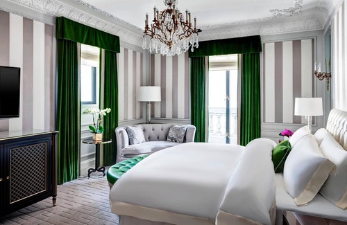 Central Park South Hotel | The St. Regis New York