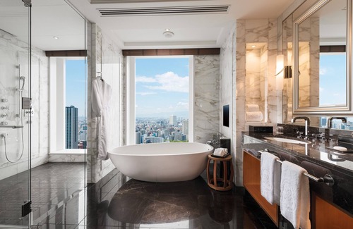 Honmachi Hotel | The St. Regis Osaka