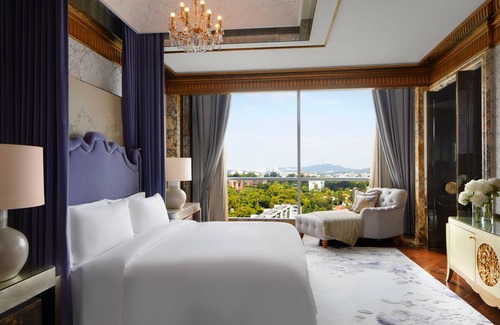 Orchard Hotel | The St. Regis Singapore