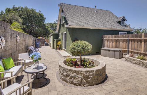 Thousand Oaks House | The Storybook Cottage Every Stay Tells a Story!