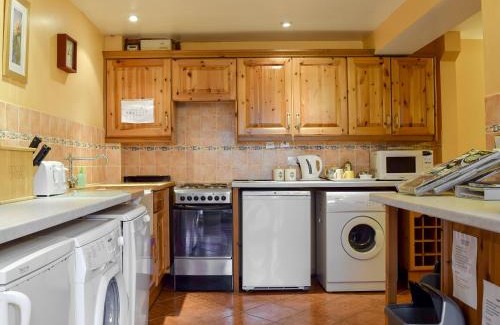 Onecote House | The Stable - B6205