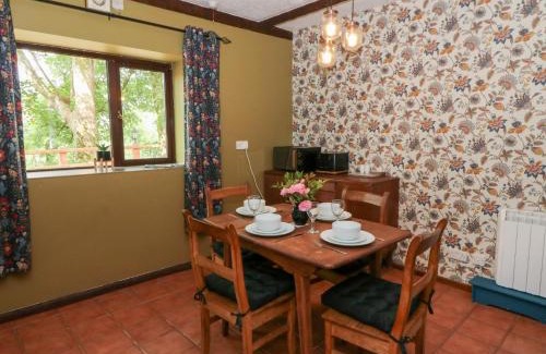 Llandysul House | The Stable