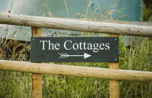 Little Stoke House | The Stable- Hopewell