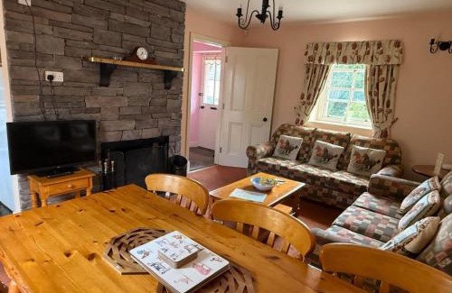 Dungiven House | The Stable, Magheramore Courtyard