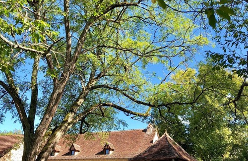 Camboulit House | The Stables, a beautifully converted house of 202 sqm within 2 acres.