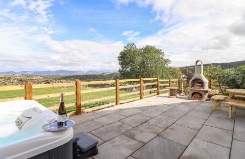 Ruthin House | The Stables At Cae Gwyn