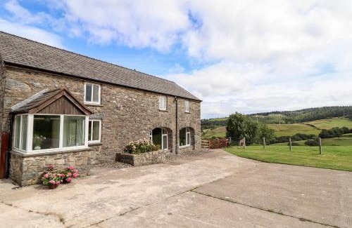 Ruthin House | The Stables At Cae Gwyn