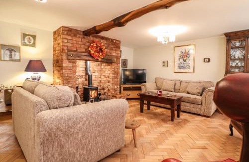 Ruthin House | The Stables At Cae Gwyn