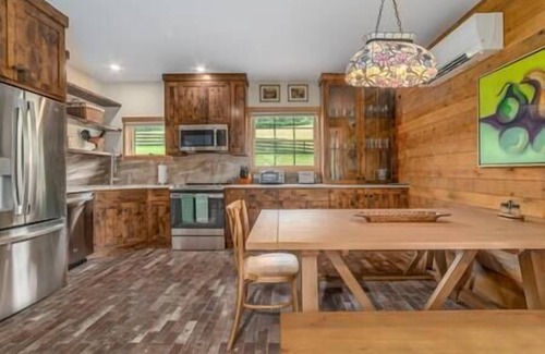 Lexington House | The Stables at Springhouse Farm, The Stables at Springhouse Farm
