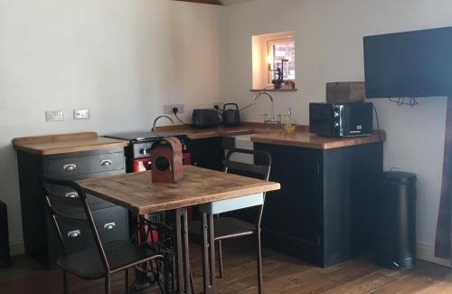 Lincoln House | The Stables at the Old Vicarage