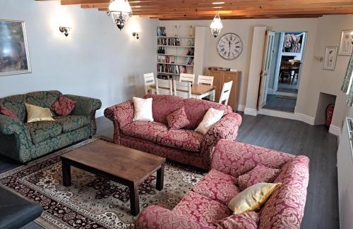 Corwen House | The Stables, Bron Y Graig, Corwen