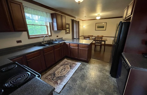 Knoxville Cottage | The Stables Cottage on 55-acre Farm/Wedding Venue, Beautiful & Peaceful TN