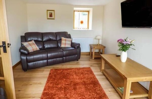 Oswestry House | THE STABLES, family friendly, luxury holiday cottage in Llanyblodwel