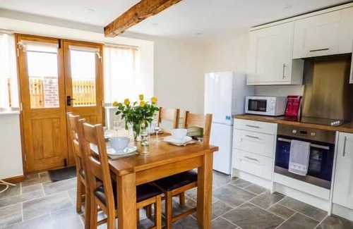 Oswestry House | THE STABLES, family friendly, luxury holiday cottage in Llanyblodwel