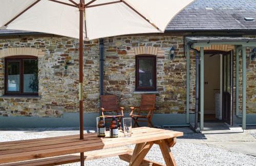 Bideford House | The Stables