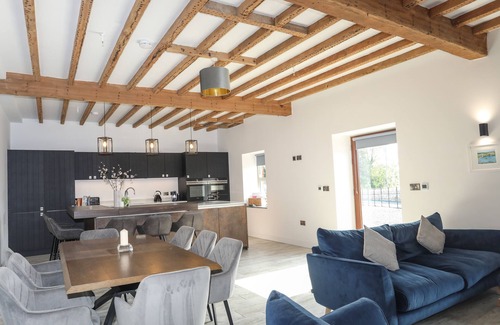 Beaumaris Cottage | The Stables