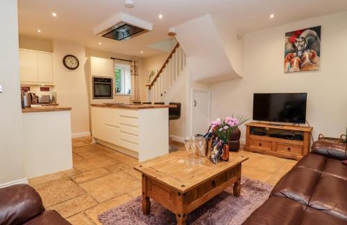 Chipping Norton House | The Stables