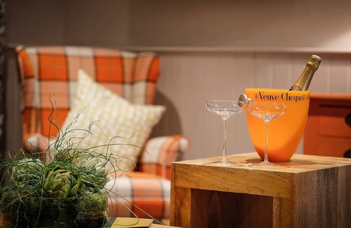 Gileston Apartment | The Stables, Gileston Manor Coastal Retreat