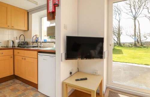 Holsworthy Cottage | THE STABLES, pet friendly, with pool in Holsworthy