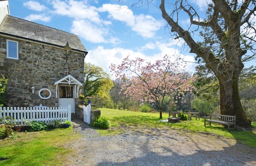 Whitland House | The Stables - Two Bedroom House, Sleeps 3