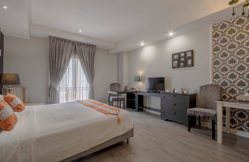 Bang Lamphu Lang Hotel | The Star of Sathorn