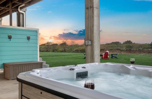 Crystal Beach House | The Star-Spangled Cottage