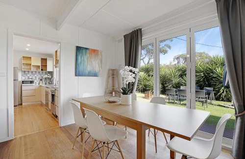 Rye House | The Starfish Cottage - 250m to bay beach