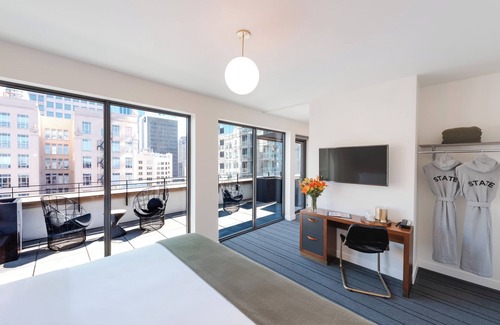 Downtown Seattle Hotel | The State Hotel
