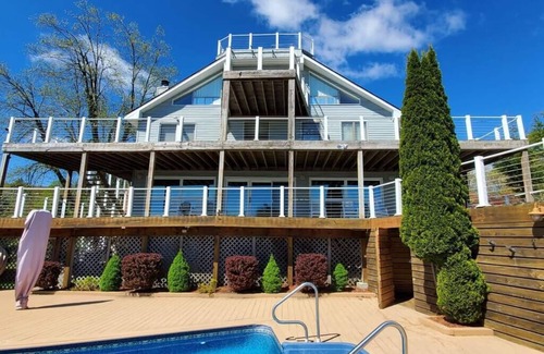 South Fallsburg Villa | The Station House: A Dream Catskills Getaway
