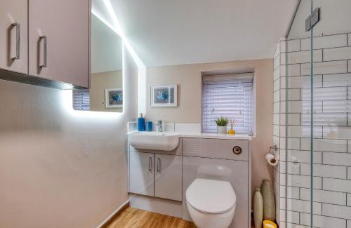 Pontrilas Apartment | The Station Loft City Centre 1-Bed Apartment
