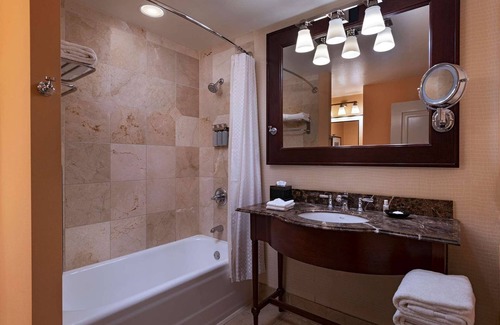 Downtown Austin Hotel | The Stephen F Austin Royal Sonesta Hotel