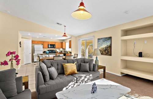 River Mountain House | The Stone Gate on Saratoga #41273