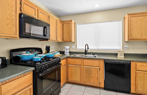 River Mountain House | The Stone Gate on Saratoga #41273