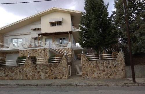 Kozani Apartment | THE STONE HOUSE
