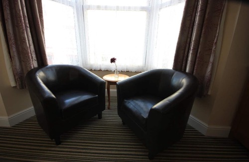 Tenby Bed & Breakfast | The Strathmore