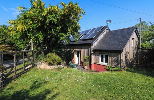 Newport Cottage | The Studio at Dan y Garn